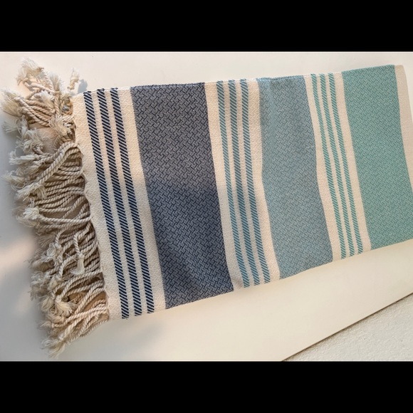 Tribe Alive Caftan Coverup and quagga green label swim bag - Picture 2 of 7